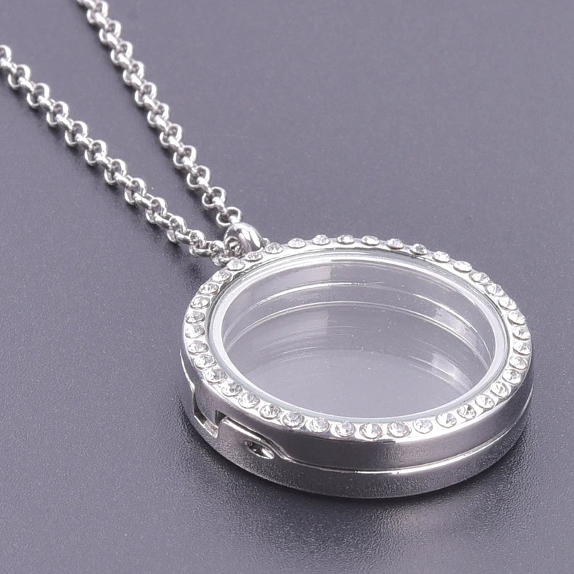 Silver-Tone Heart-Shaped Glass Reliquary Locket Pendant With Antique Filigree Keepsake Window — Silver | KIMLUD