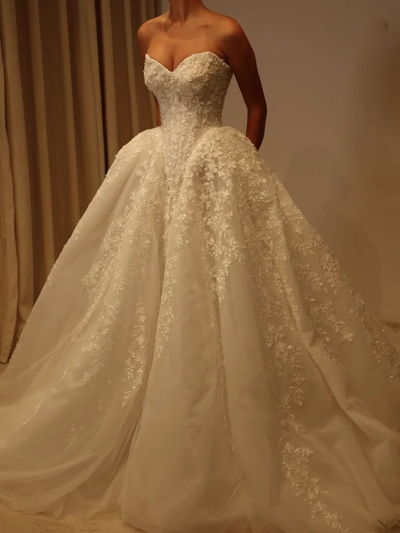 Arabic Applique Wedding Dresses Florals Gorgeous Bridal Gowns Beading Custom Made Bridal Dress Lace Up Back Pleated Draped