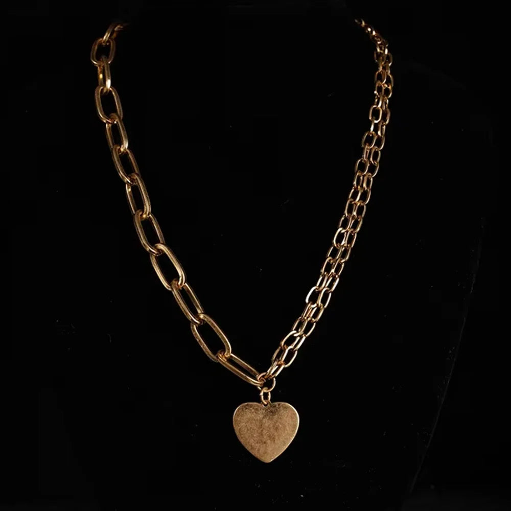 Boho Irregular Pendant Necklace With Freshwater Pearls And Link Chain In Bohemian Craftsmanship — Ivory | KIMLUD