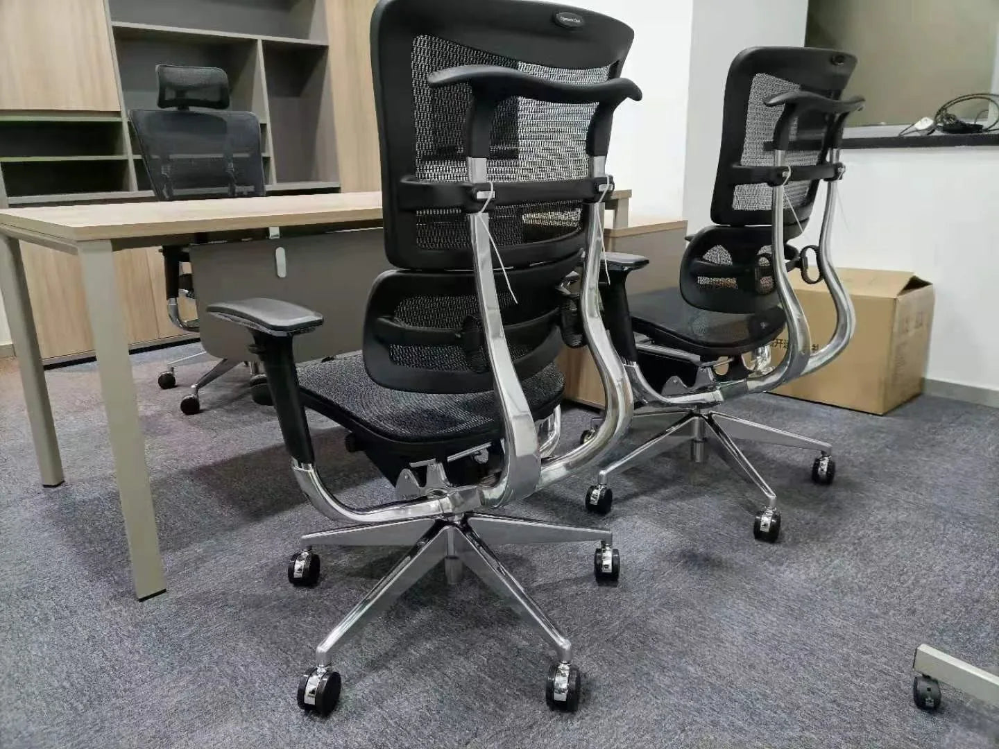Aluminum Modern Mesh Office Chair Ergonomic — Rosy Pink | KIMLUD