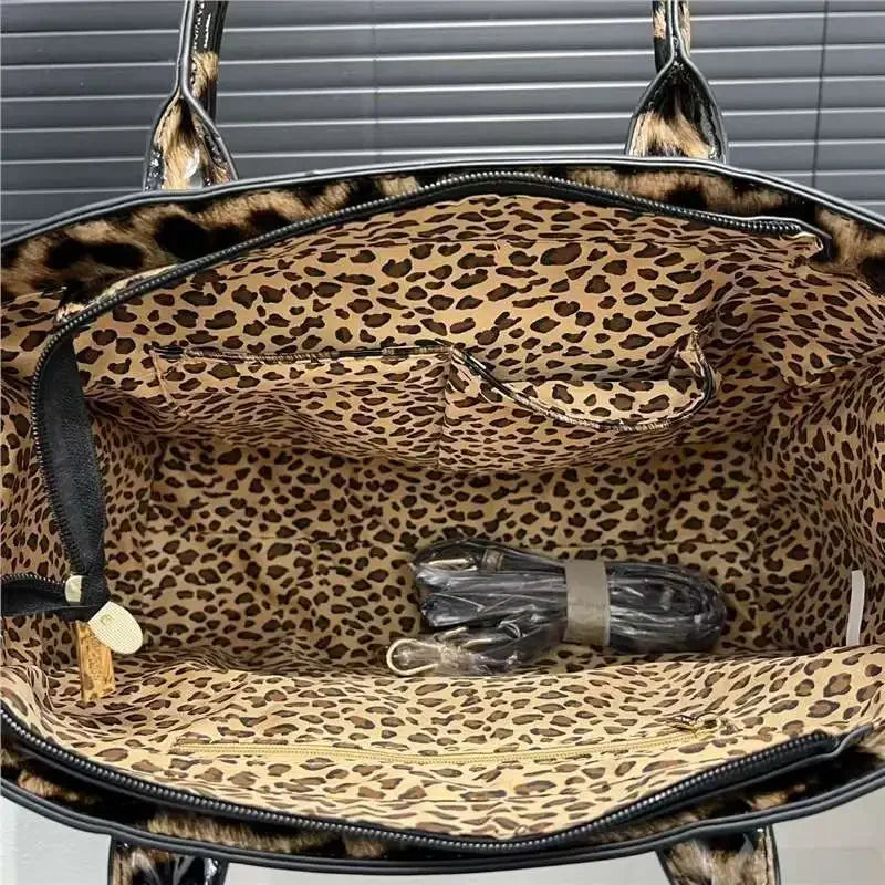 Elegant Large Capacity Lady's Tote Bag Fashionable Leopard Print Single Shoulder Bag High Quality Polyester Fiber Zipper Closure