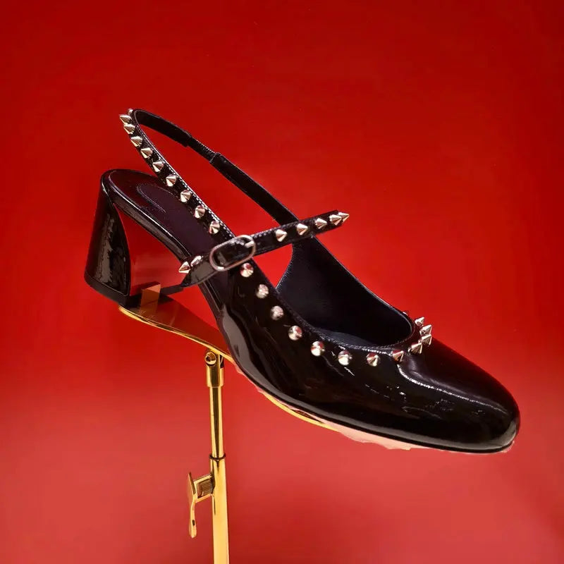 2025 New Style Thick Heel Rivet Mary Jane Shoes Female Summer French Temperament One-Word Buckle Strap Black Round Head Sandals