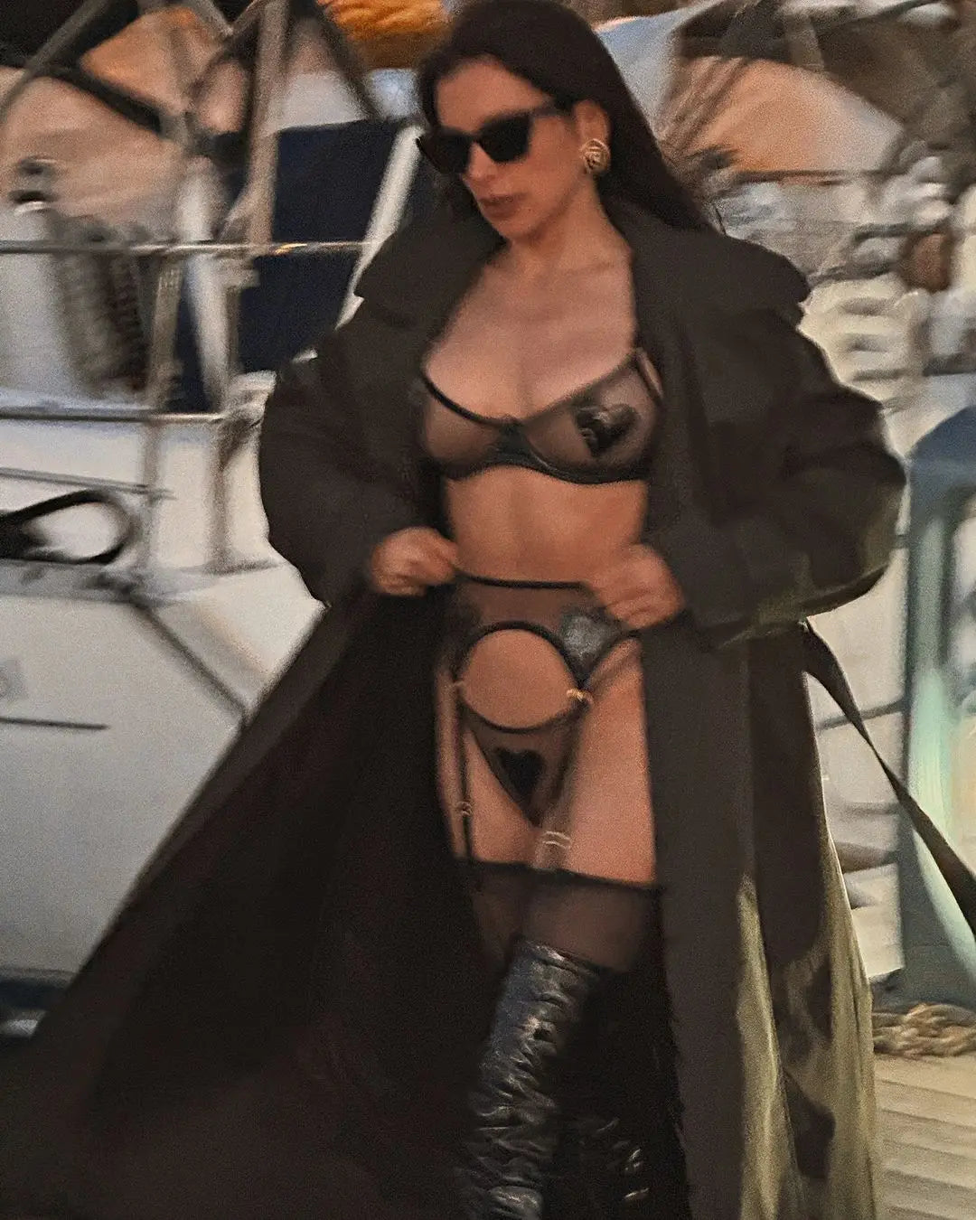 Ellolace Fantasy Lingerie Sexy Women Heart Leather Splicing Bra 3PC with Gloves&Stockings Romantic Fetish See Through Underwear