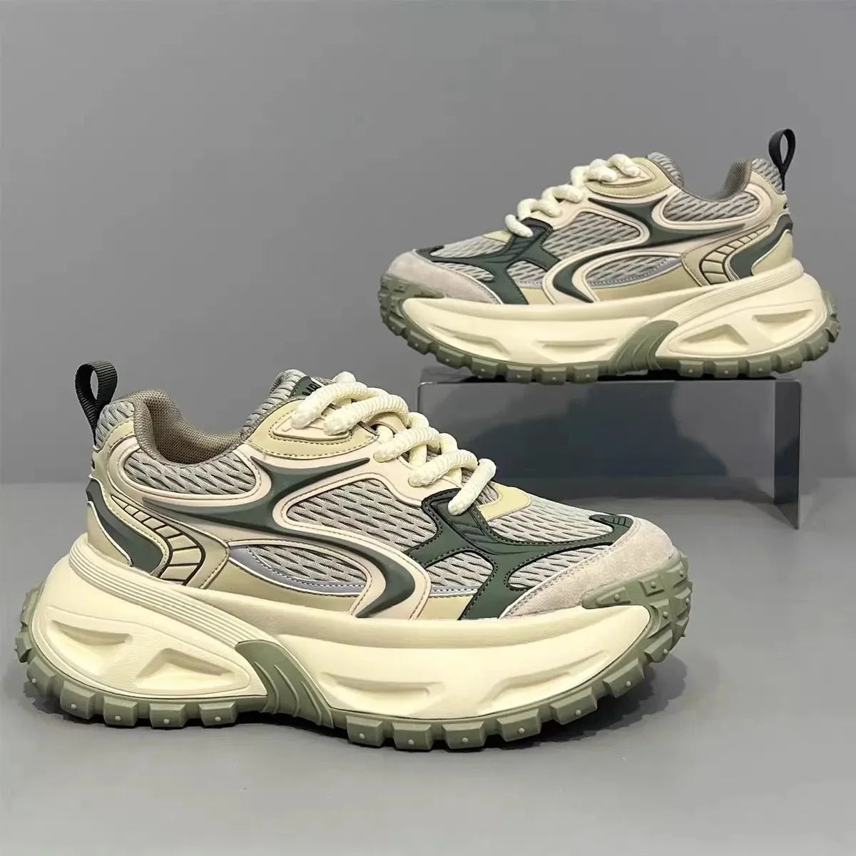 Casual Style Breathable Sporty Men's Shoes Thick Bottom Versatile High-End Lightweight Fashionable Dad Shoes Comfortable Wear