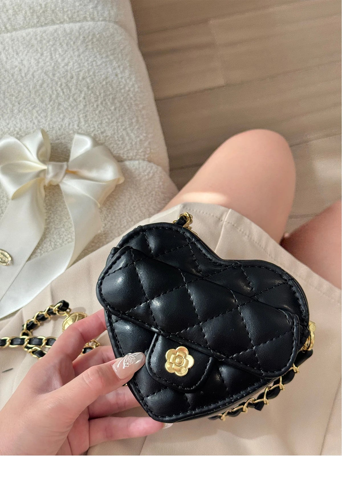 PU Crossbody Bag Diamond Checkered Heart — Black | KIMLUD