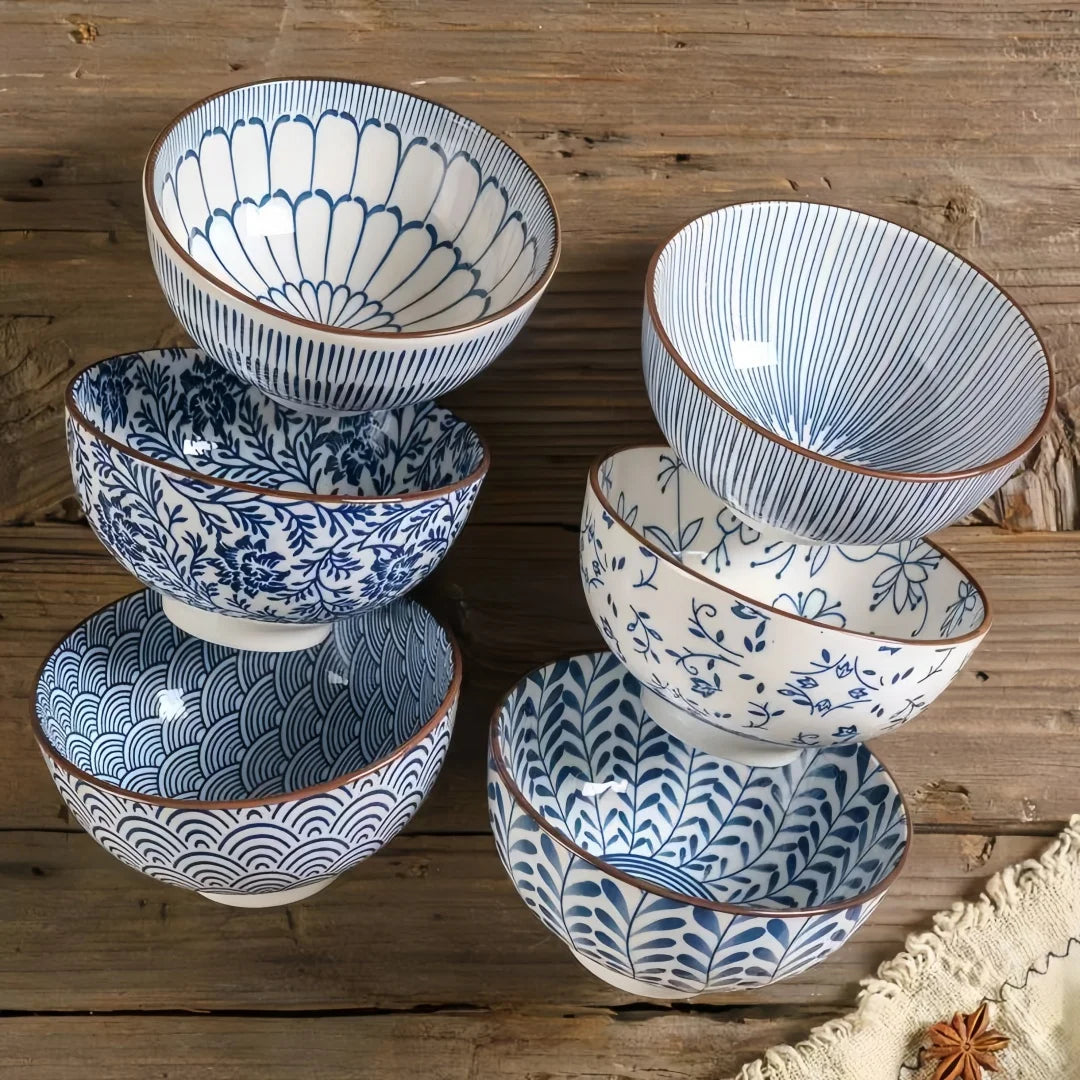 Hand Painted Ceramic Rice Bowl 4.5 Inch With Retro Rim And Japanese Motif — Blue And White | KIMLUD