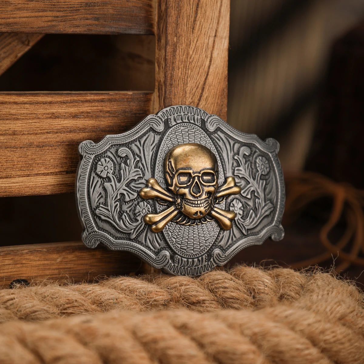 A Western-style metal belt buckle, a unique and retro belt buckle