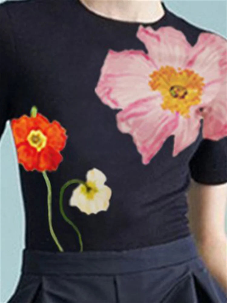Floral Print T-Shirt – Elegant Design – Cotton | KIMLUD