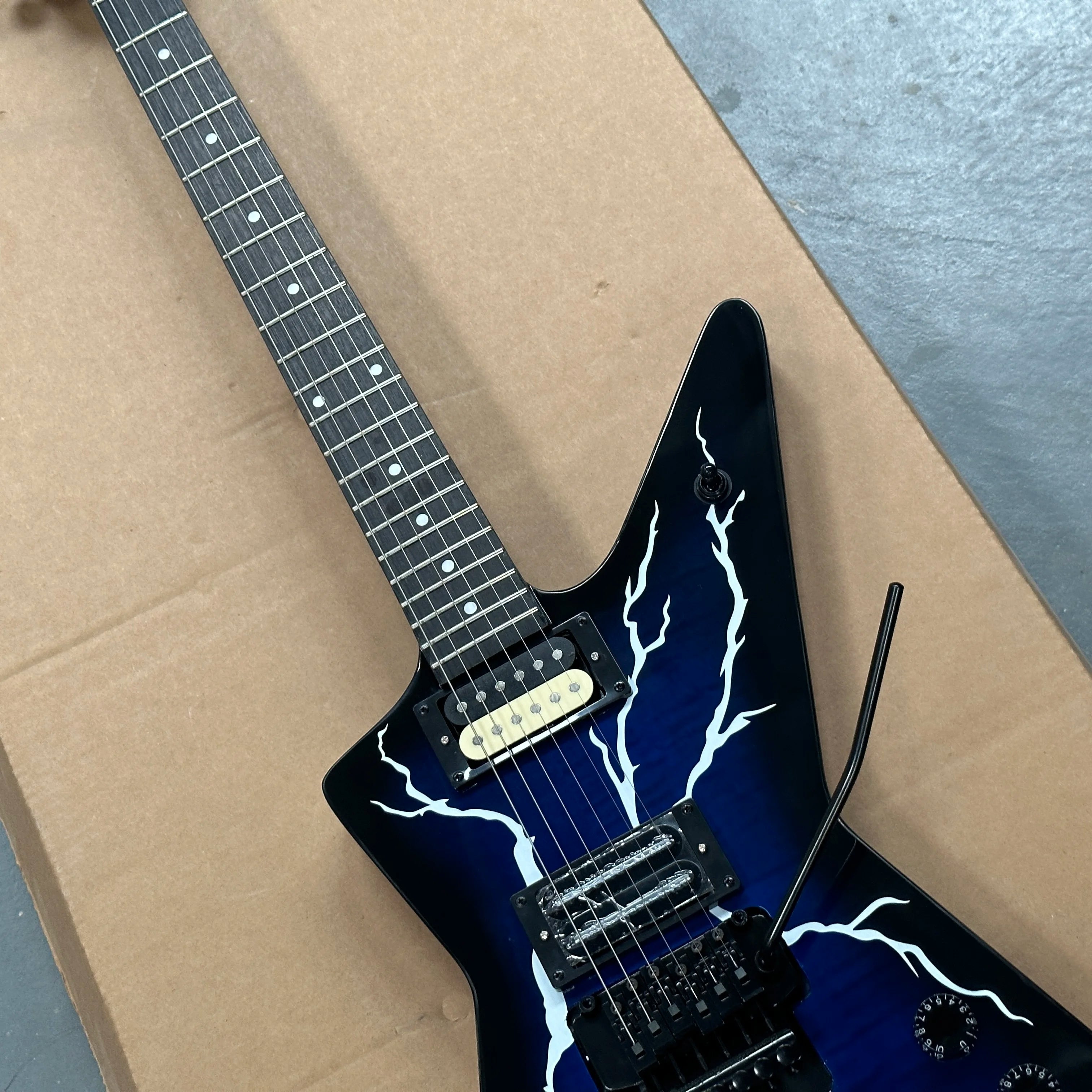 Dimebag-Inspired Electric Guitar Lightning Finish — Electric Blue | KIMLUD