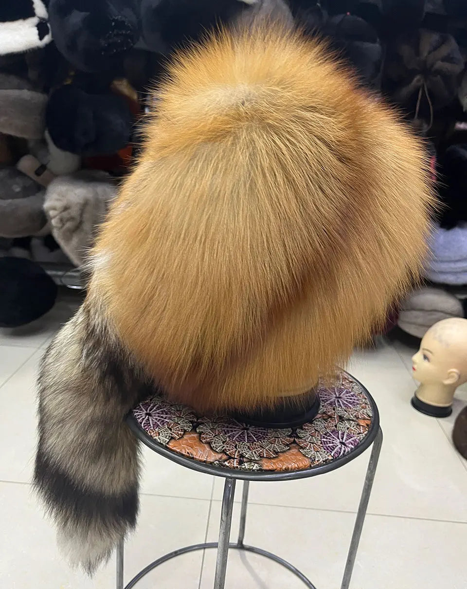 Winter Fur Women Hat with Tail Real Fox Fur Hat Luxury Raccoon Fur Beanies Warm Ear Protect Unisex Bomber Hat Wholesale Bonnets