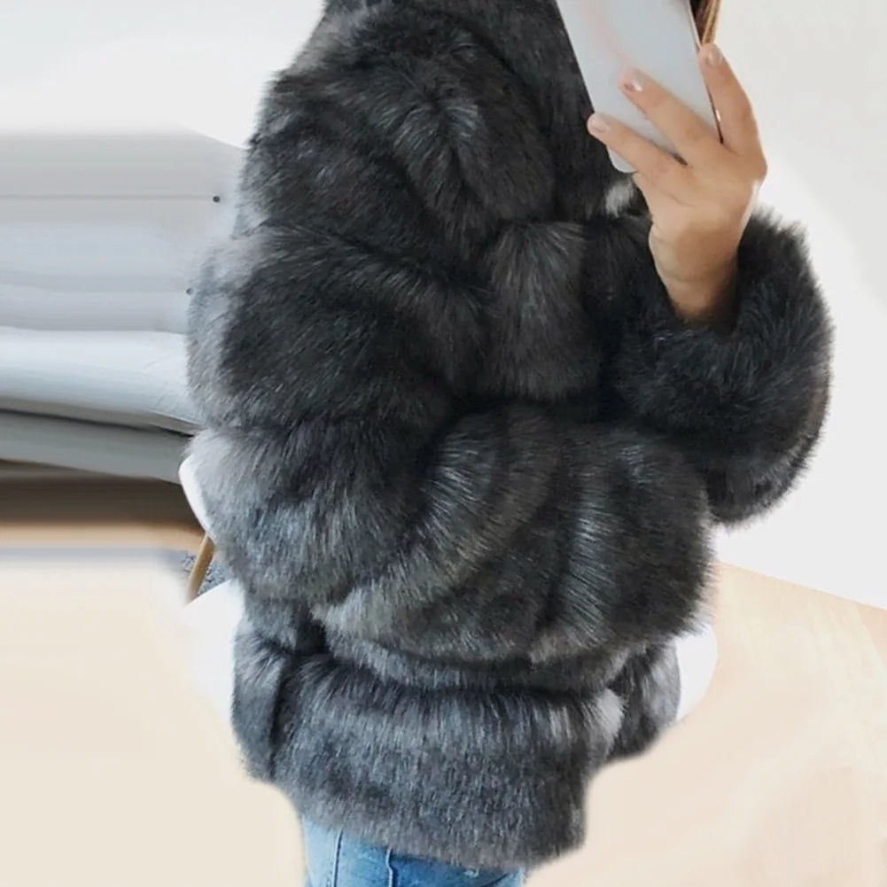 Ladies Fox Coat Luxury Faux Fox Fur Short Hooded Jacket Women Fashion Winter Warm Thick Fake Fur Coats Flurry Fur Overcoat 2024