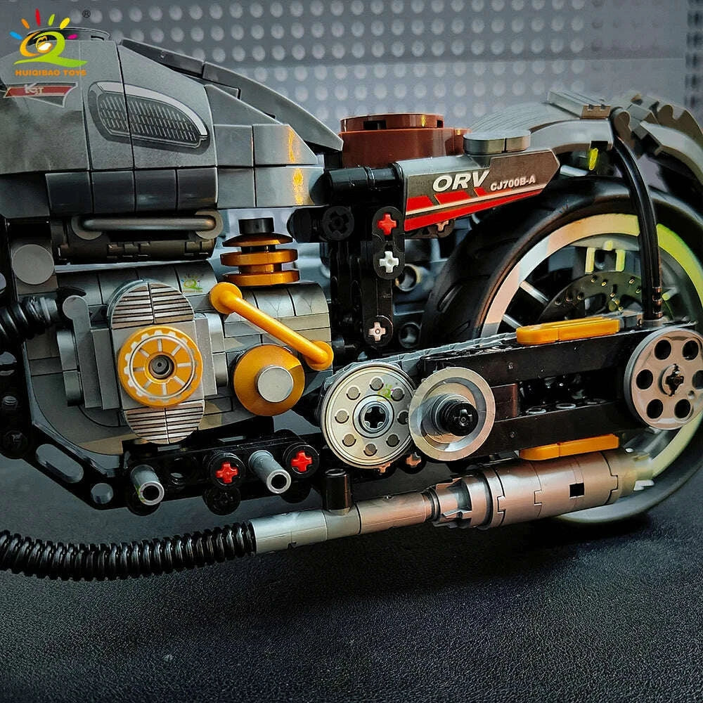 huiqibao-808pcs-moc-technial-motorbike-building-model-blocks-city-moto-racer-bricks-toy-for-kids-boy-children-adult-car-setkimlud-womens-fashion-34620664
