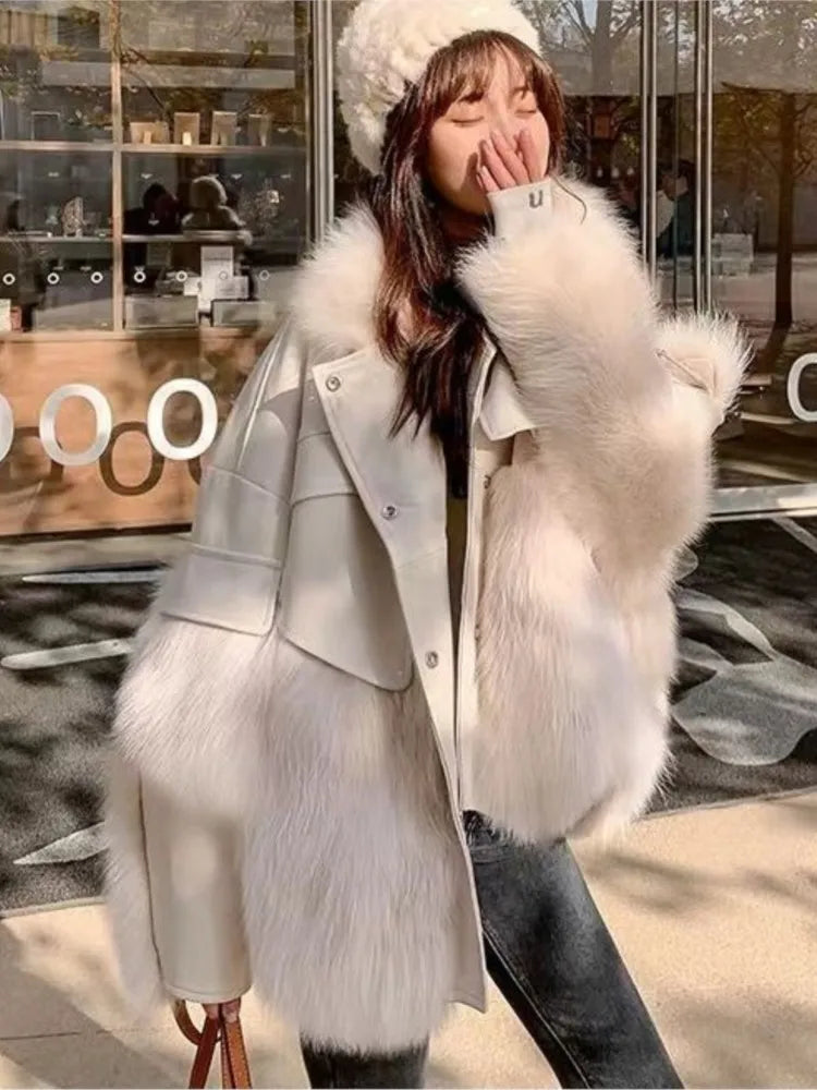 Fashion Warm Coat Fur Coat women's 2022 Winter New Korean Fashion Imitation Fox Fur Padded Coat