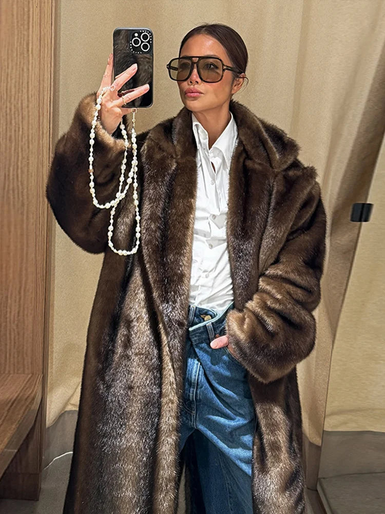 Winter Warm Thick Women Faux Fur Coats Luxury Oversized Long Coats Fleece Overcoat 2025 New Female Elegant Street Outerwear