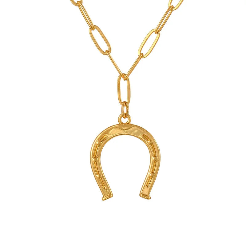 Pendant Necklace – Bull Head Horseshoe – Copper Alloy – Gold | KIMLUD