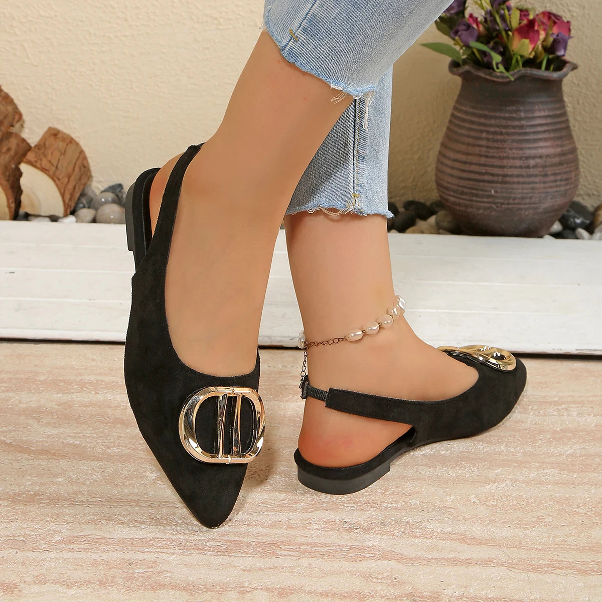 Flat Shoes – Pointed Toe – Metal Accents – Back Strap Buckle | KIMLUD