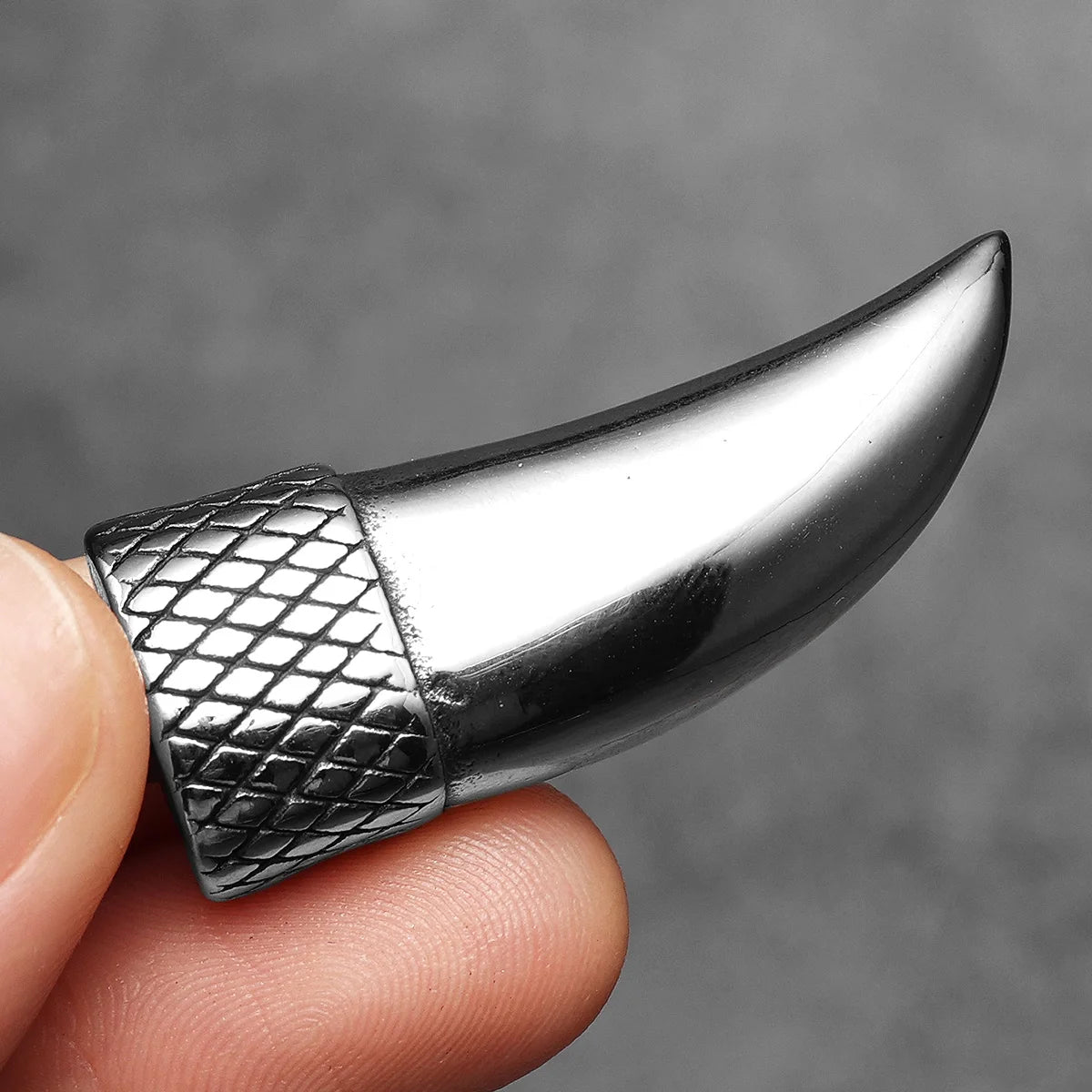 Ox Horn Amulet Men Necklaces With Pendant Stainless Steel Simple Jewelry For Male Women Punk Hip Hop Accessories Gifts Wholesale