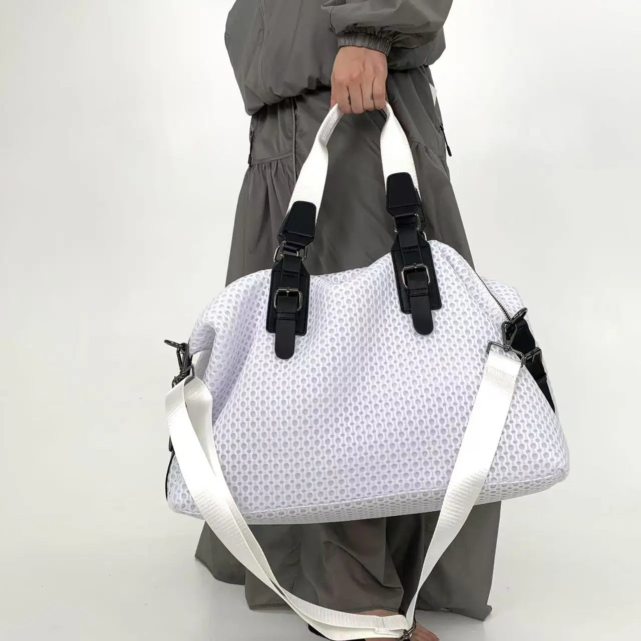 Ultra Lightweight Nylon Mesh Crossbody Bag — Black | KIMLUD
