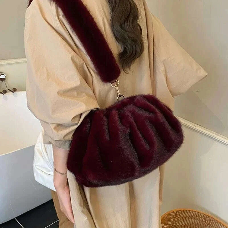fashionable-wrinkled-cloud-bag-soft-faux-fur-small-shoulder-bags-for-women-2026-winter-trend-korean-plush-handbags-crossbody-bagkimludkimlud-35556858