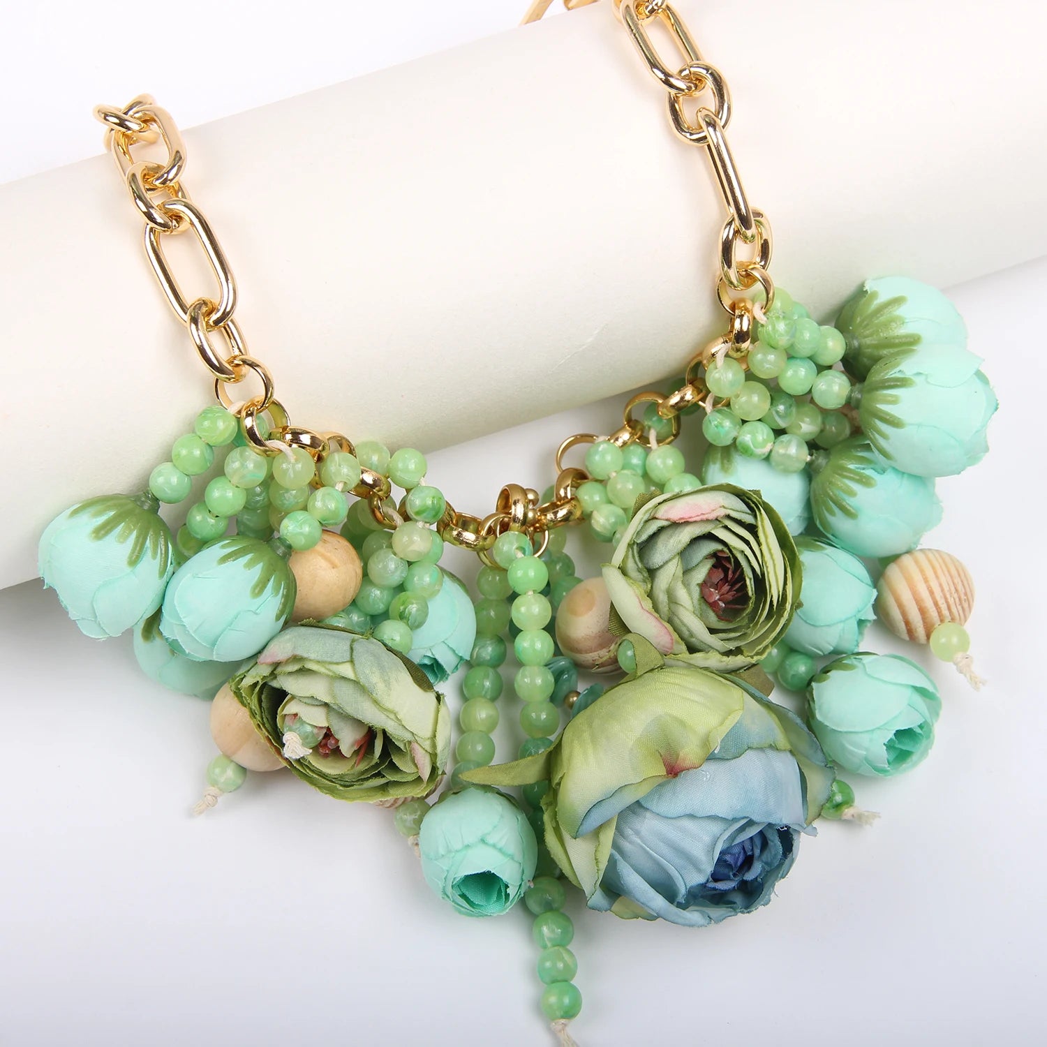 Statement Three-dimensional Rose Cluster Beads Necklace for Women Girl Wedding Party Jewelry