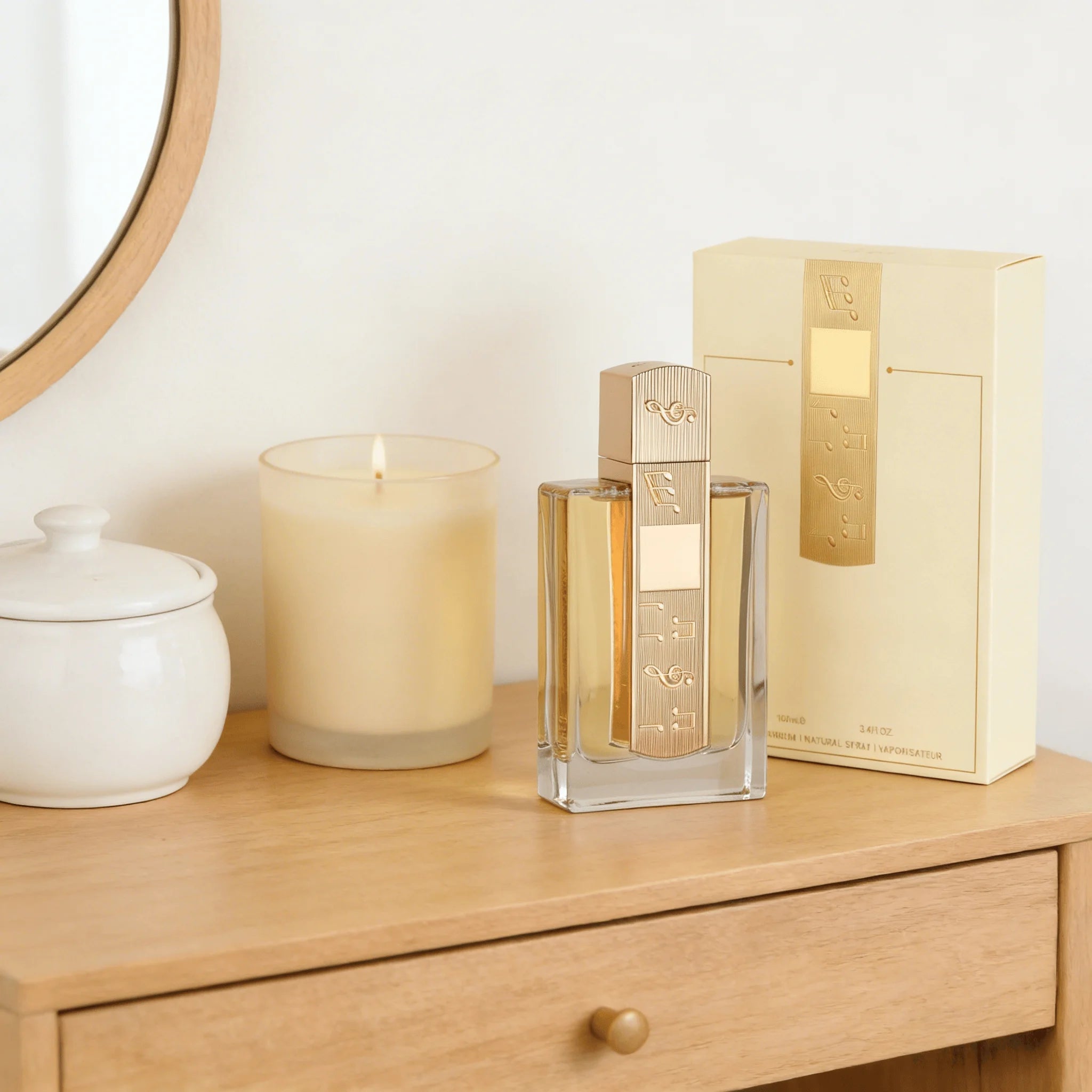 Sandalwood Aromatic Perfume Spray Unisex — Clear | KIMLUD