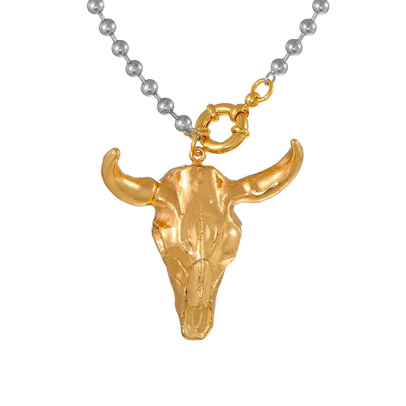 Pendant Necklace – Bull Head Horseshoe – Copper Alloy – Gold | KIMLUD