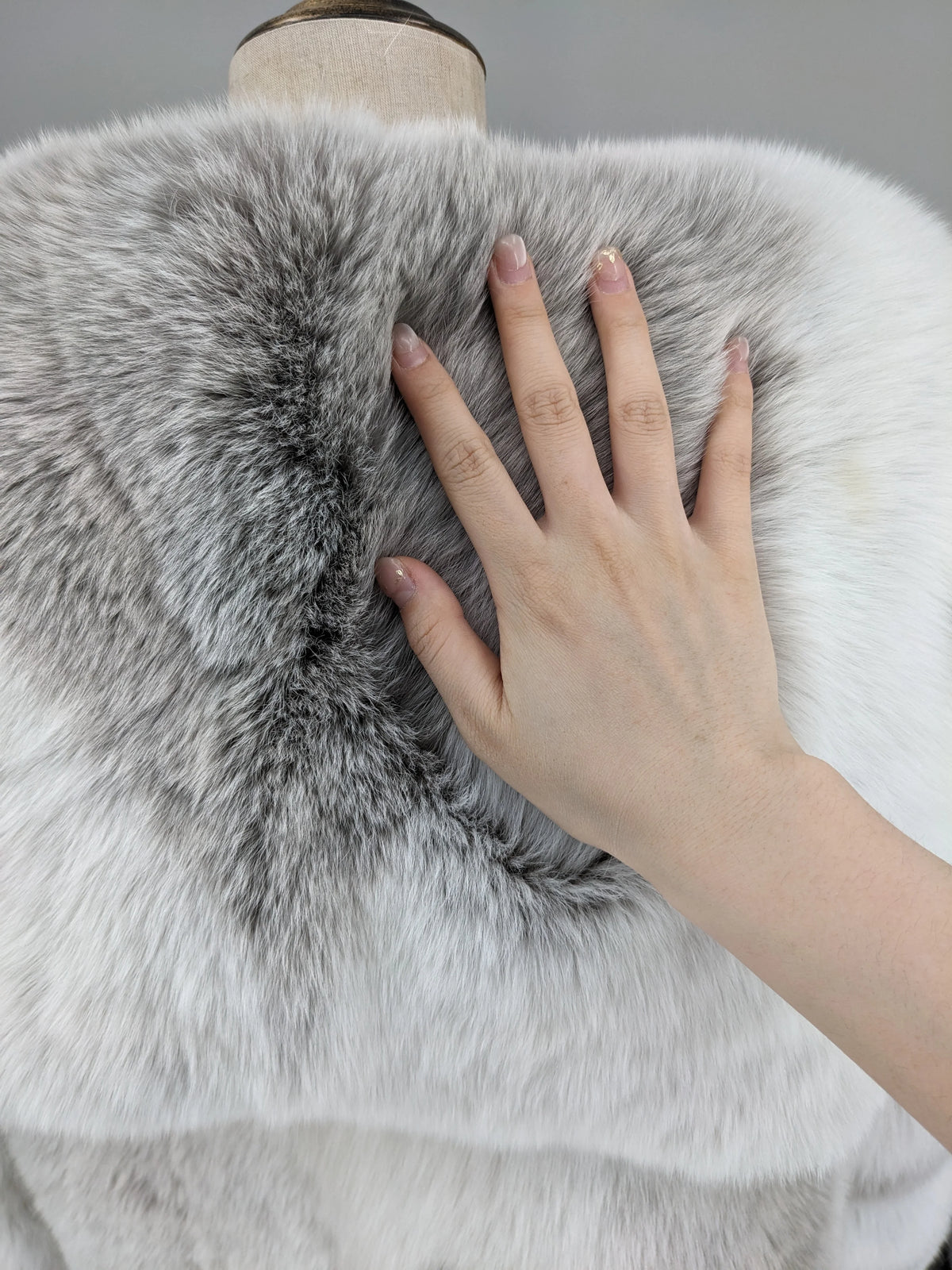 Fox Fur Coat - Big Turn-Down Collar - Fox Fur - Lynx | KIMLUD