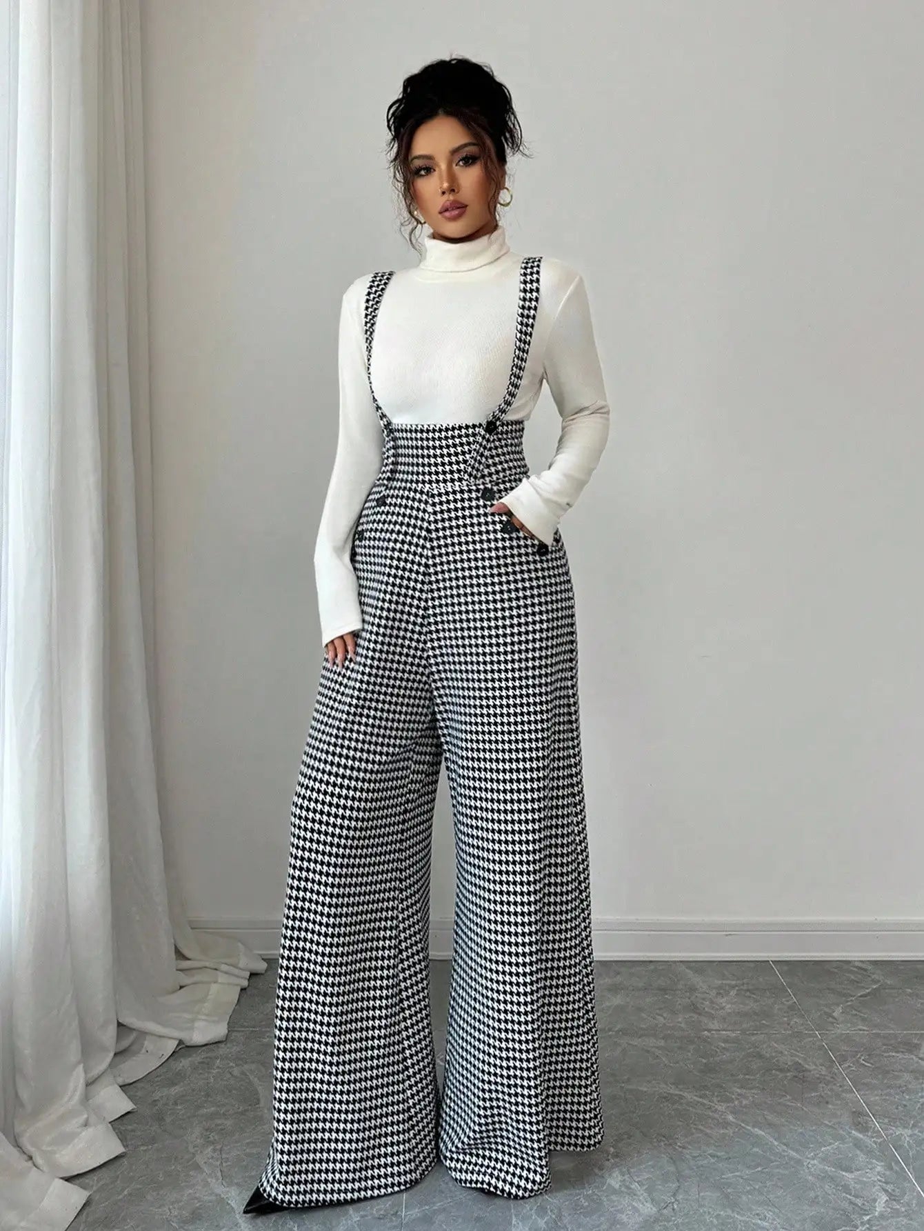 Wide-Leg Jumpsuit Vintage Suspender Silhouette — Black and White | KIMLUD