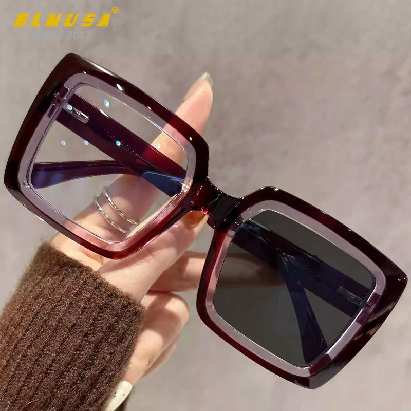 Square Photochromic Reading Glasses — Clear | KIMLUD