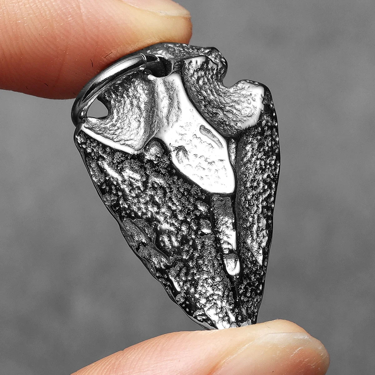 Meteorite Spearhead Men Necklaces With Pendant Stainless Steel Jewelry For Male Women Punk Hip Hop Accessories Gifts Wholesale