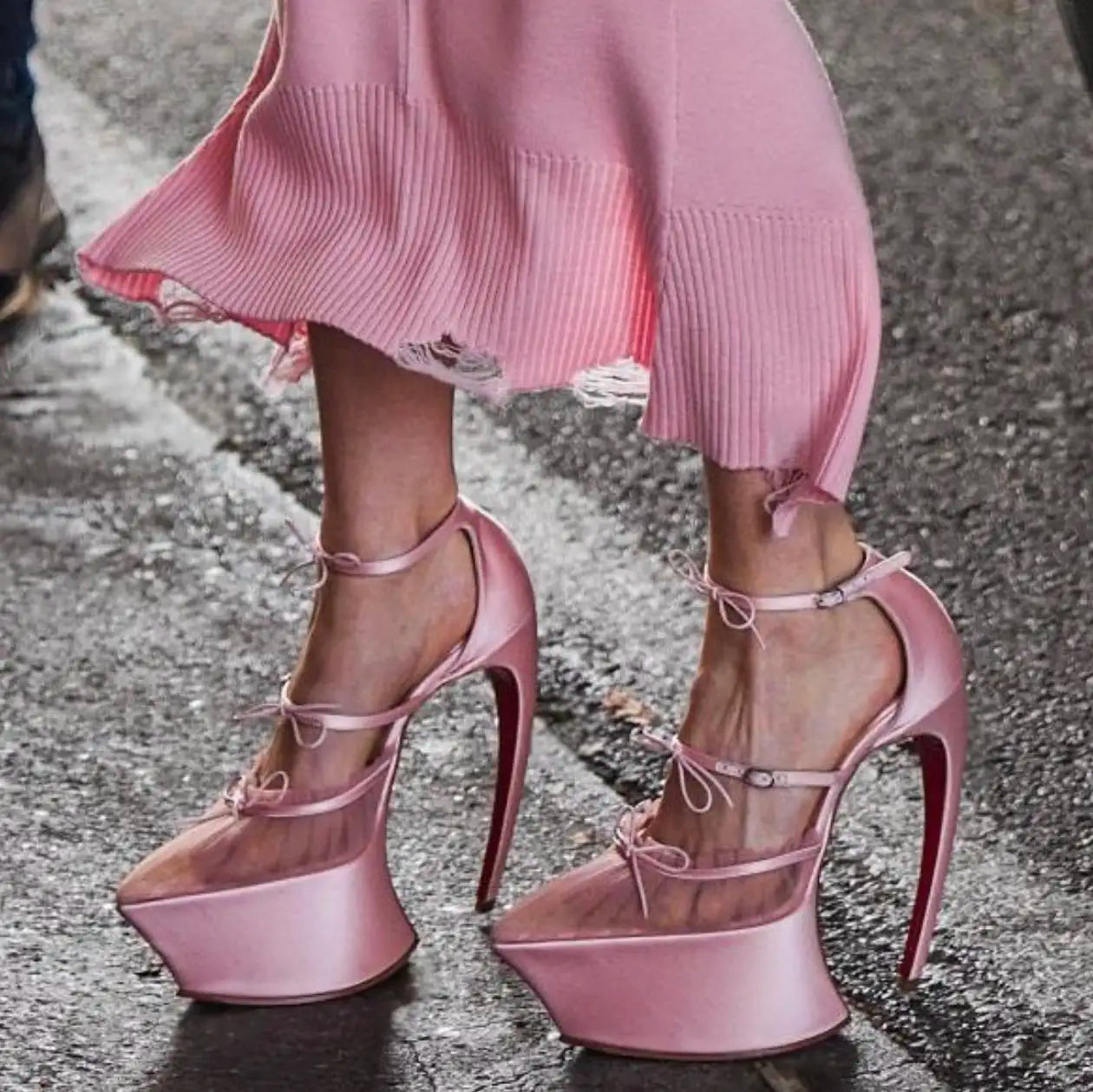 Satin Ribbon Pumps Pointed-Toe Platform — Pink | KIMLUD