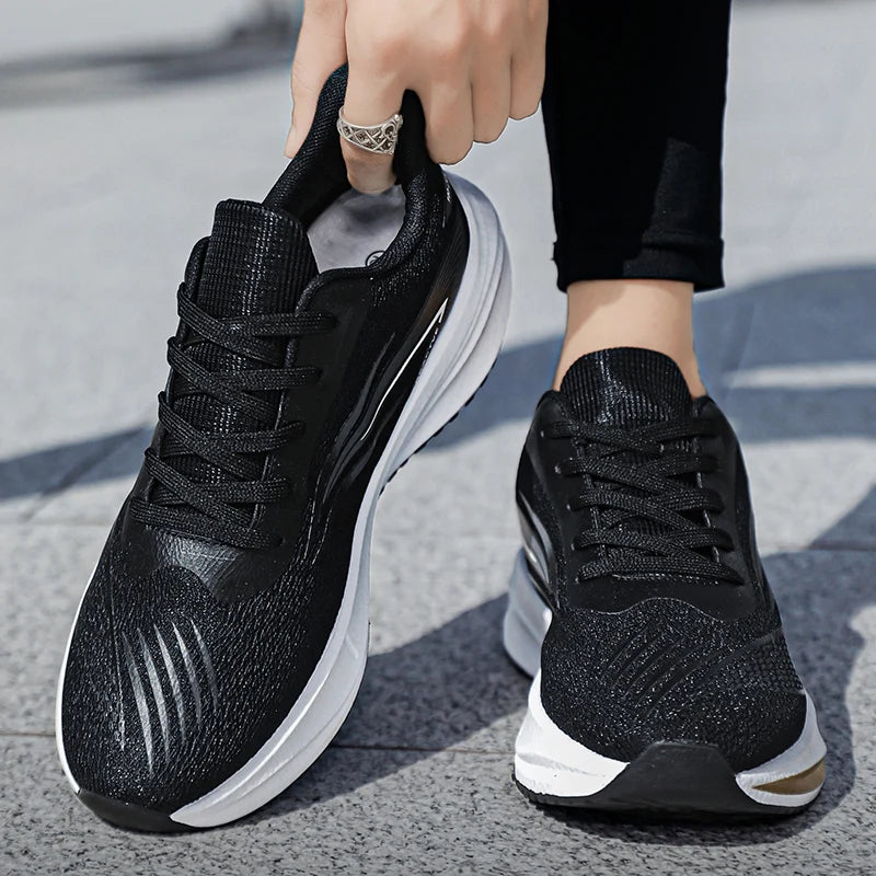 Running Shoes Men Mesh Breathable Outdoor Sports Flat Casual Mesh Walking Comfortable Tennis Shoes for Man Sneakers