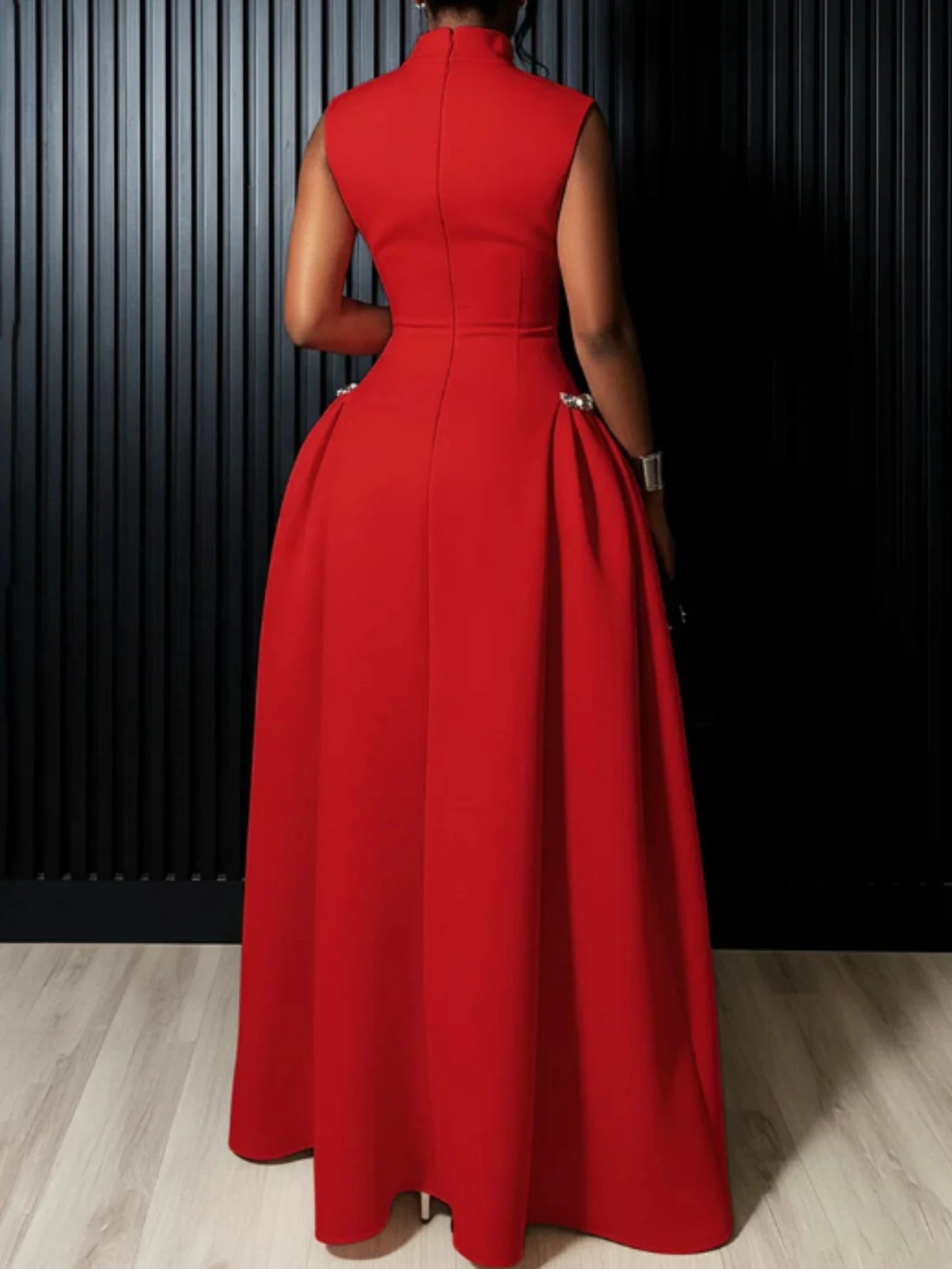Women High Neck Sleeveless Fitted Floor Length Maxi Dress With Side Flared Detail For Formal Gala Wedding And Evening Party Occasion