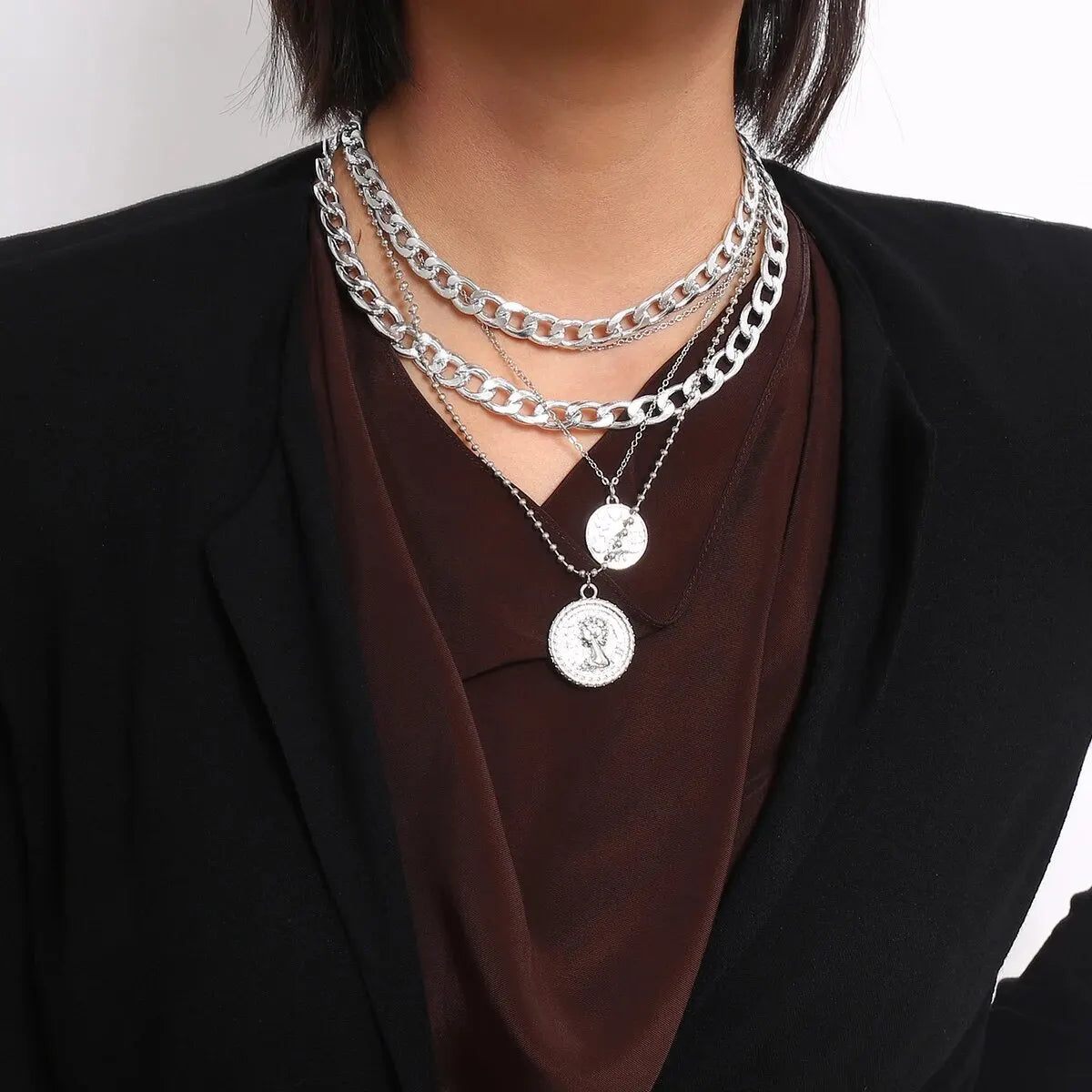 Hip Hop Trend Multilayer Round Pendant Necklace for Women Fashion Punk Gold Color Thick Chain Party Neck Jewelry Accessories New