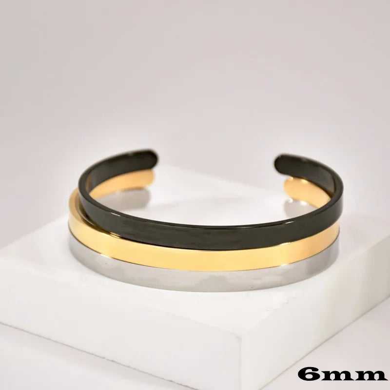 Engraved Cuff Bracelet Numeral Name — Gold | KIMLUD