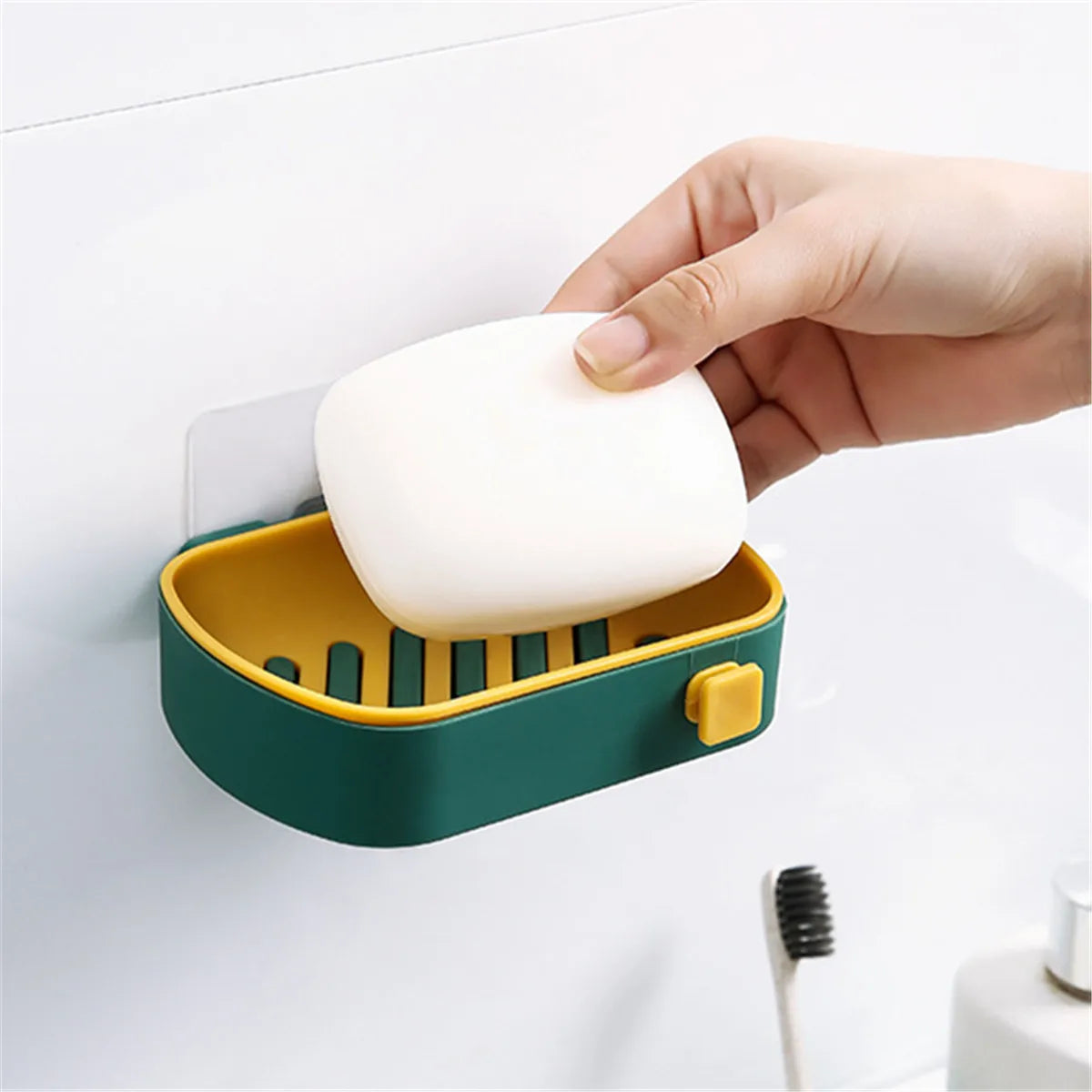 Leaf-Shaped Clear Plastic Soap Dish With Drain — Clear | KIMLUD
