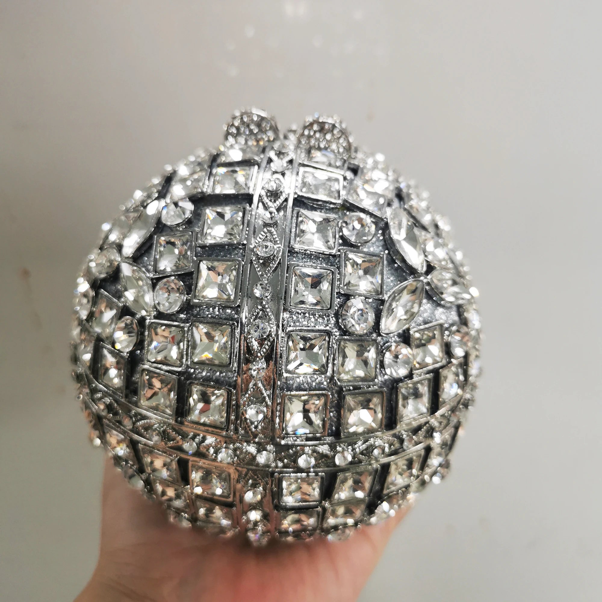 Woman Silver Crystal Stone Ball Shape Evening Bag Banquet Birthday Party Gift Lady Handbag Wedding Bridal Diamond Hollow Purse