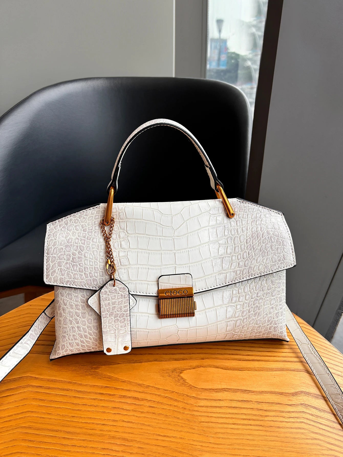 2026 New Retro Blue Snake-Shaped High-Grade Handbag Fashion Luxury Handbag Lightweight Large-Capacity One-Shoulder Mensen