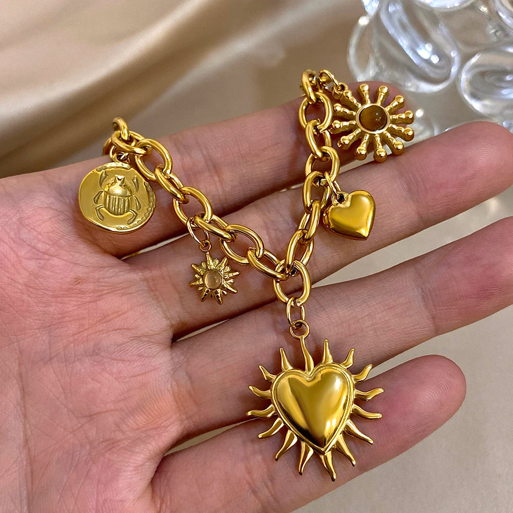 Vintage Chunky Golden Thick Chain Stainless Steel Charm Necklace Statement Chic Sun Heart Shaped Pendant Fashion Jewlery Gift