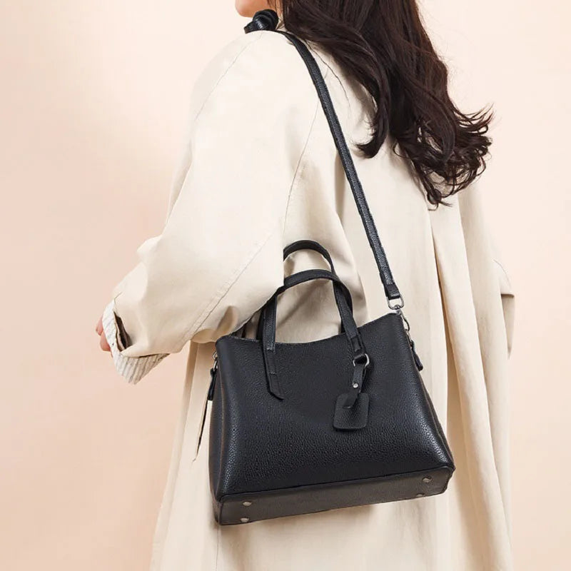 First Layer Cowhide Women's Shoulder Bag Commuter Handbag Armpit Crossbody Bag Genuine Leather Small Square Bag luxury