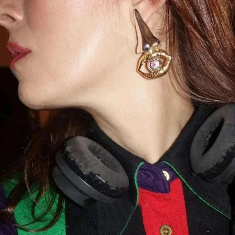 exaggerated-metal-plated-nose-eyes-shaped-dangle-earrings-for-women-fashion-jewelry-party-show-statement-earrings-accessories-kimlud-kimlud-33916091