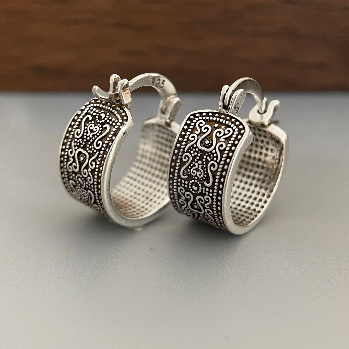 Hoop Earrings – Allergy Free – Sterling Silver – Silver | KIMLUD
