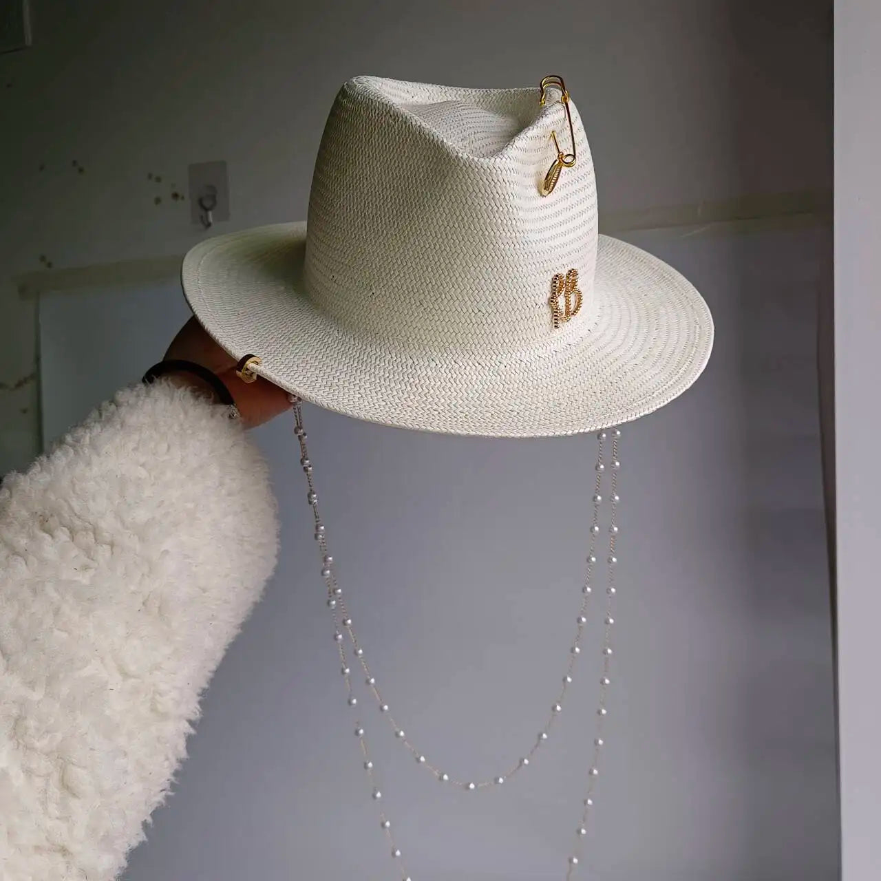 Chain Strap Straw Hat summer beach straw hat pearl Pork pie sun hat new  elastic ribbon hat 여름모자