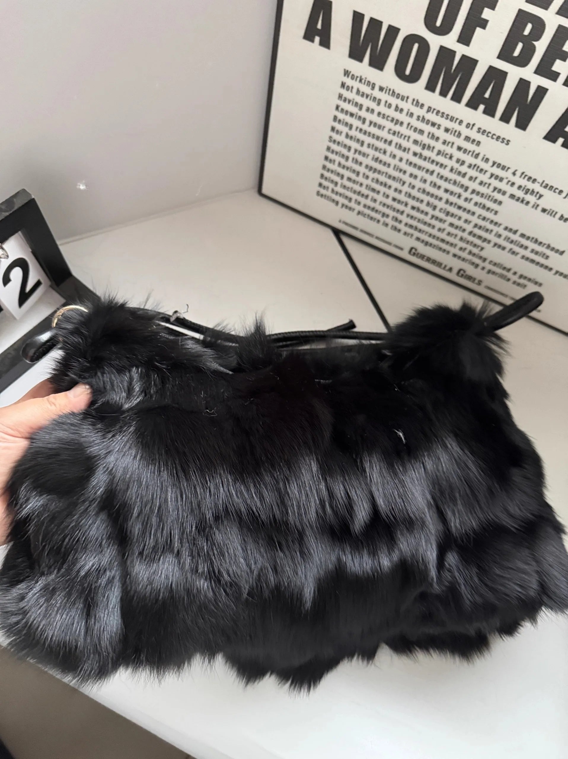 Winter Fox Fur Bag Women's  Bag Fashion  Handbag Ladies Bags Purses Women Shoulder Bag Real Silver Fox Fur Messenger Bags