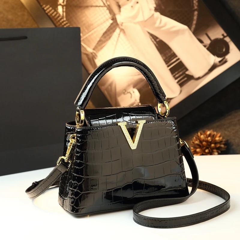 Crocodile Pattern Leather Shoulder Bag Small — Black | KIMLUD