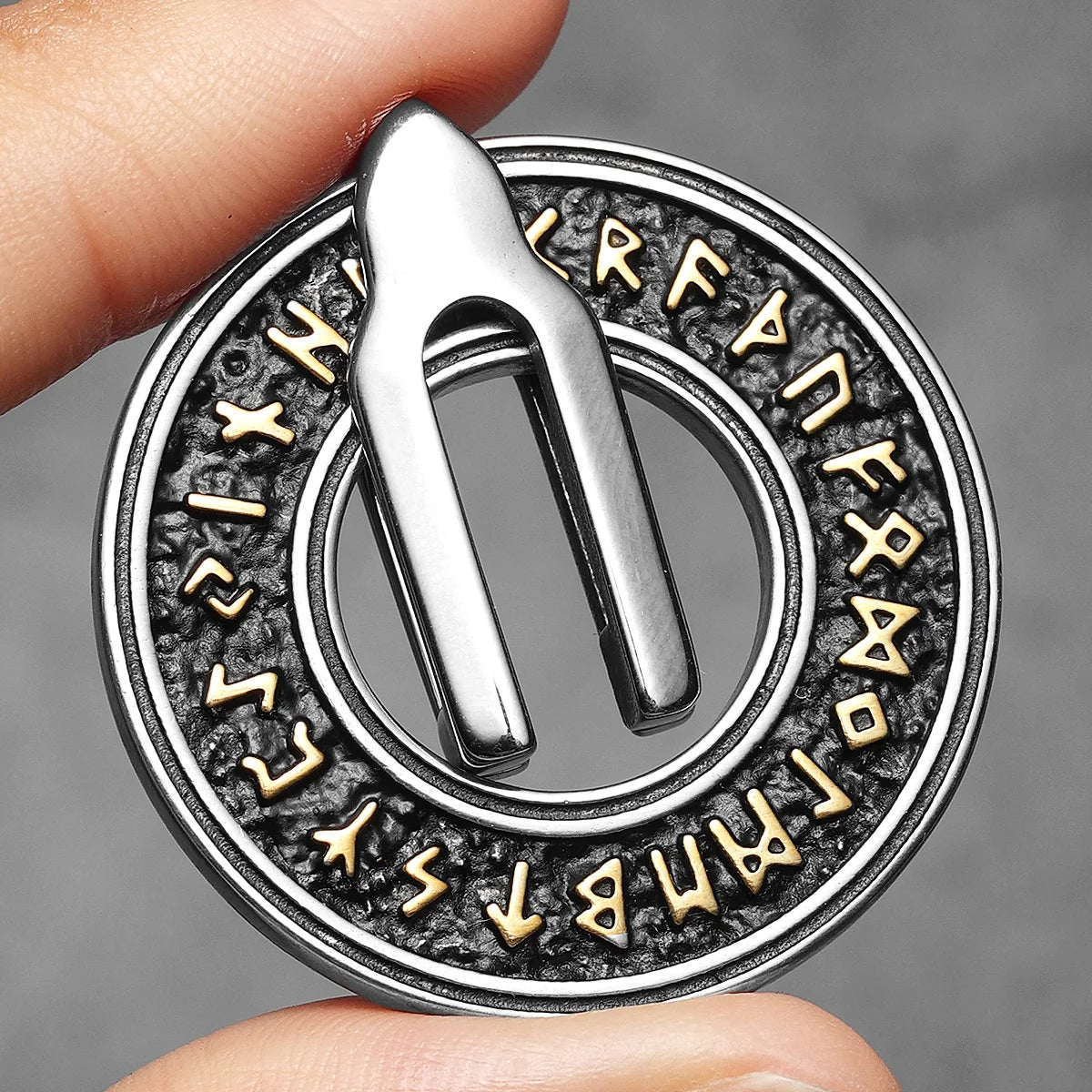 Viking Rune Carving Men Necklaces With Pendant Stainless Steel Jewelry For Male Women Punk Hip Hop Accessories Gifts Wholesale