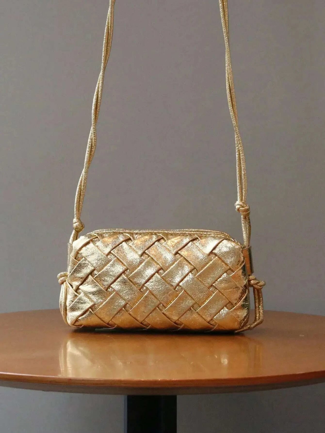 KIMLUD, 2024 new woven handbag fashion trend burst crack gold woven embossed shoulder slung bag Joker mini mobile phone bag shoulder str, KIMLUD Womens Clothes