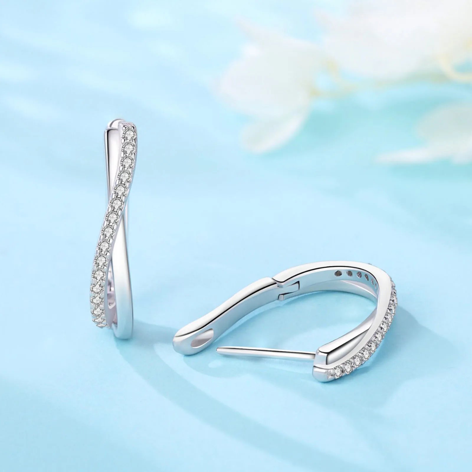 Sterling Silver Hoop Earrings Star Twisted Line With Zircon Trim — Silver | KIMLUD