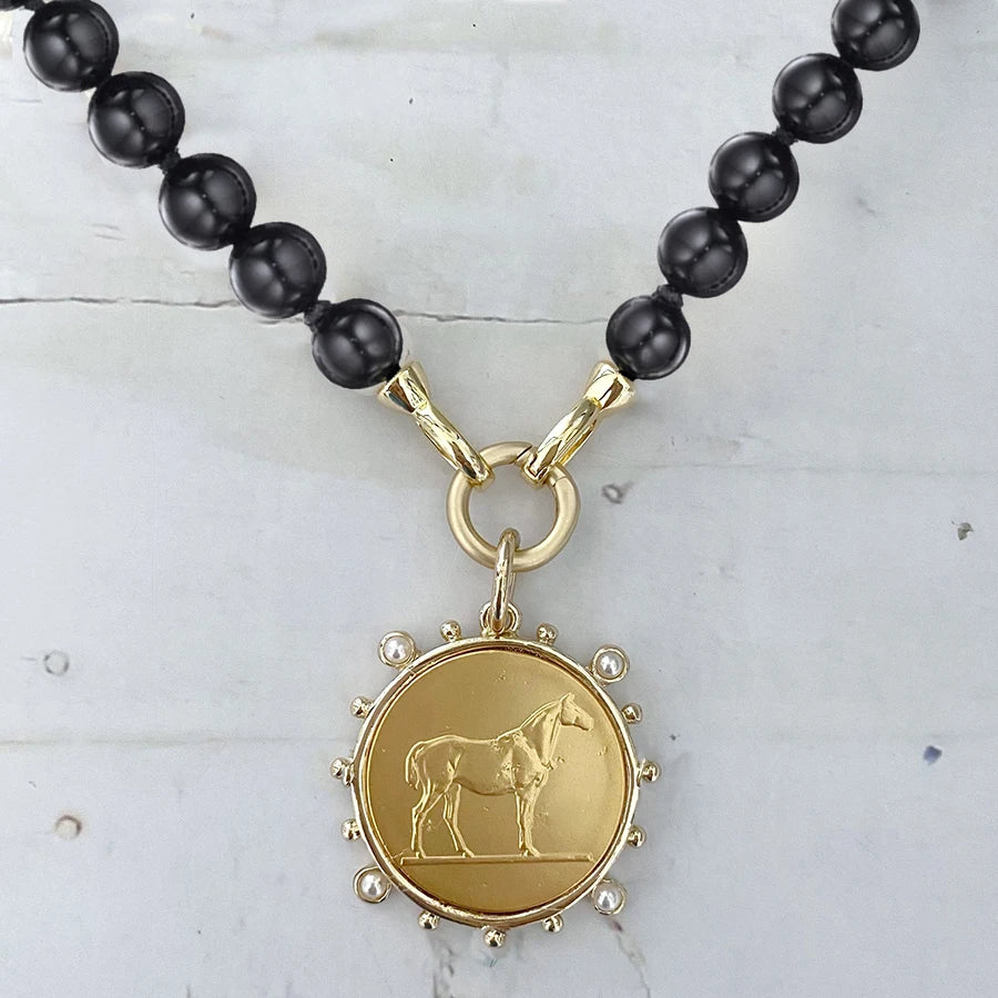 Malachite Two-Tone Horse Coin Necklace — Green | KIMLUD