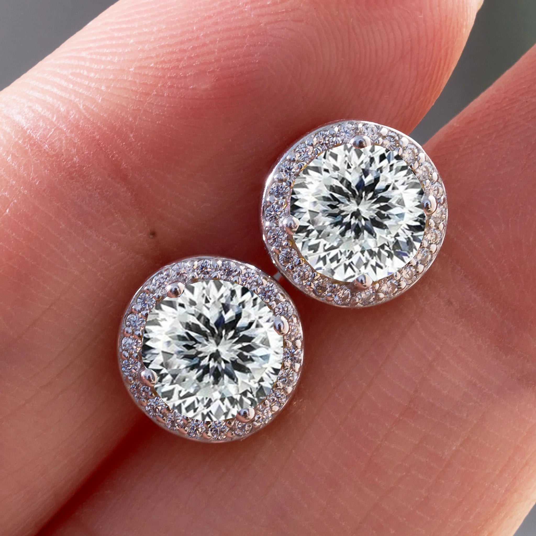 Sterling Silver Moissanite Round Stud Earrings 1.0ct Total — Colorless | KIMLUD